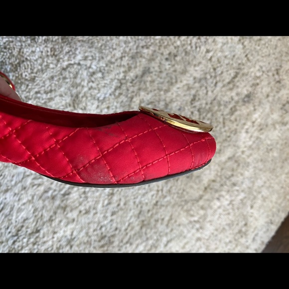 Red quilted Tory Burch flats - Picture 4 of 7